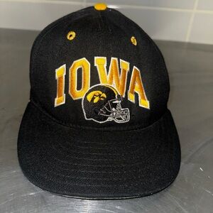 Vintage Iowa wool snapback hat